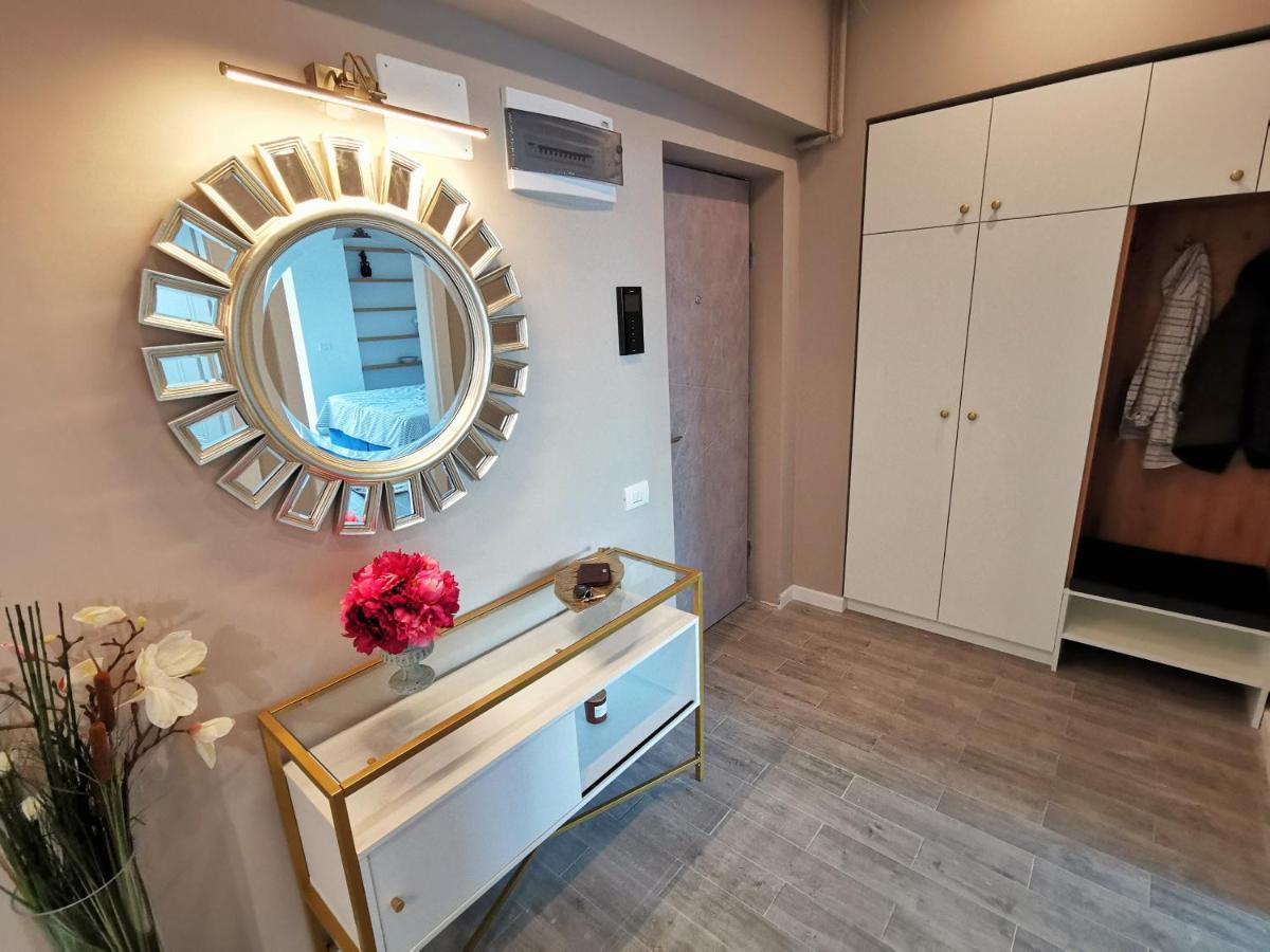 Velier Summer Apartment Mamaia Esterno foto